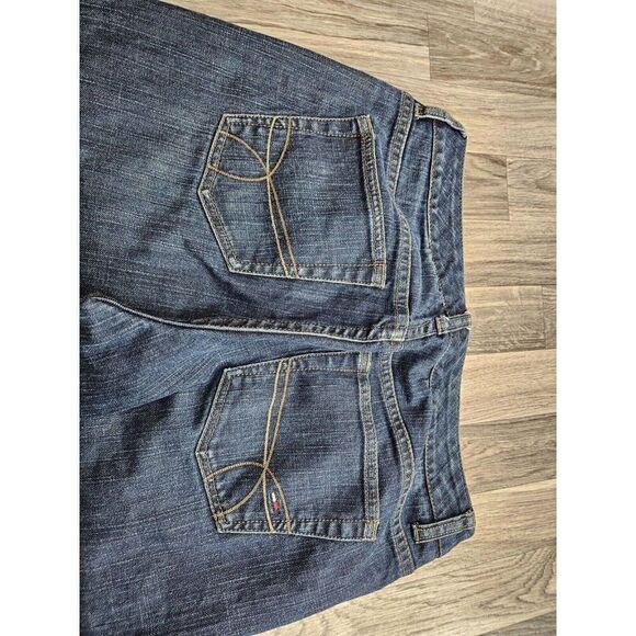 Tommy Hilfiger Womens Size 6 Short Straight Leg Pockets Denim Blue Jeans - Picture 3 of 11